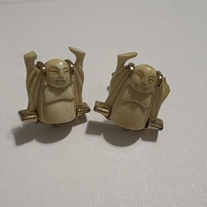 RARE VINTAGE SWANK ARTS OF THE WORLD GOLD TONE BUDDHA CUFFLINKS LUCKY FAUX IVORY